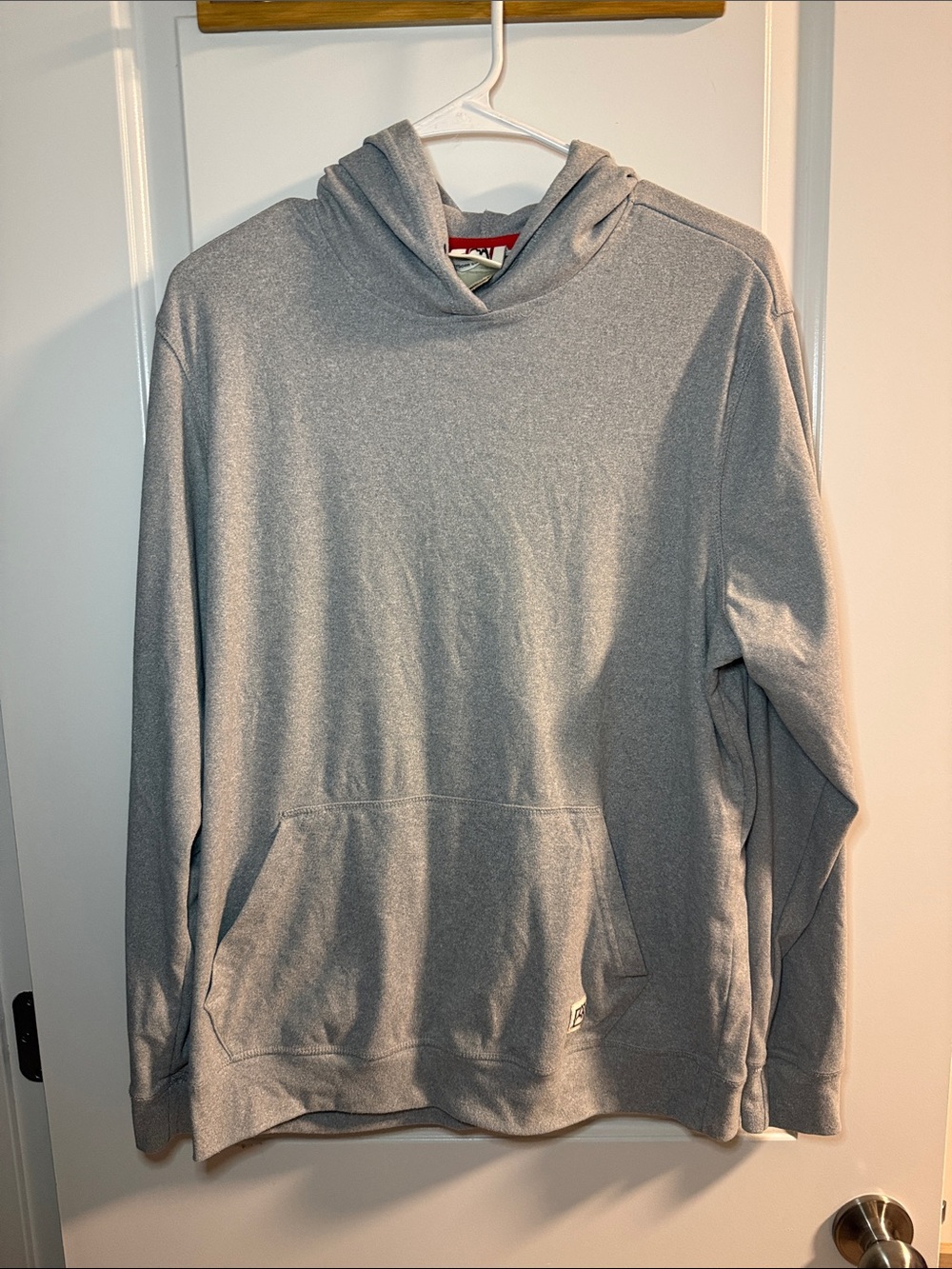 🥳 5 for $25 BUNDLE Avalanche Men's Light Gray Hooded Pullover Sweatshirt